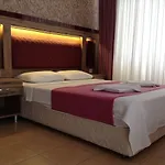 Senam Hotel