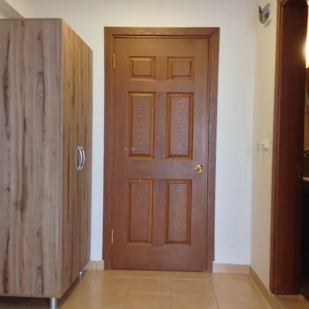 Senam Hotel 2*