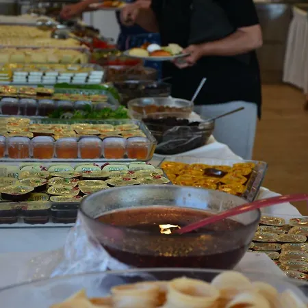 Hotel Senam 2*